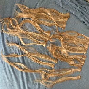 Blonde clip in extensions